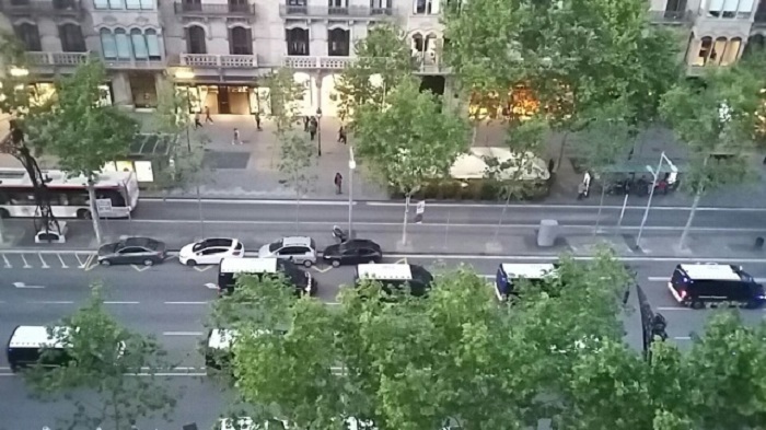 Destrozos en varios comercios del centro de Barcelona tras una manifestación alternativa